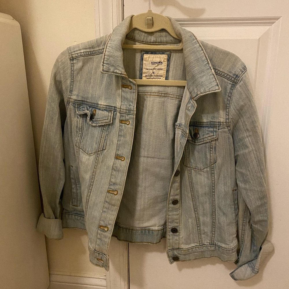 Light wash jean jacket